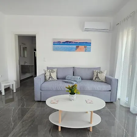 Gavriel's House * Ερέτρια